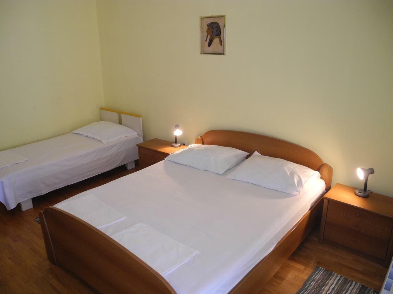 דראמליי Apartments Boti מראה חיצוני תמונה