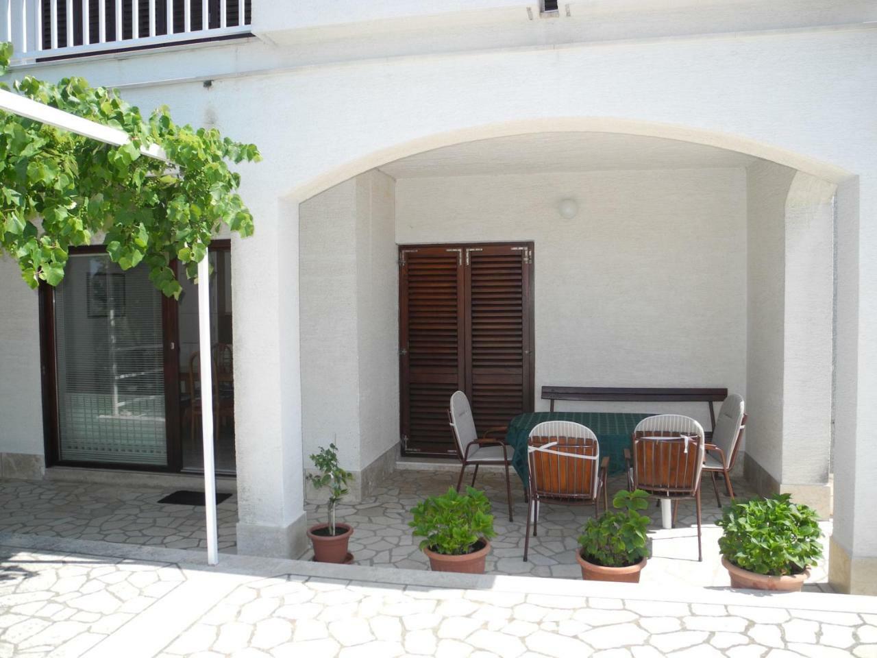 דראמליי Apartments Boti מראה חיצוני תמונה