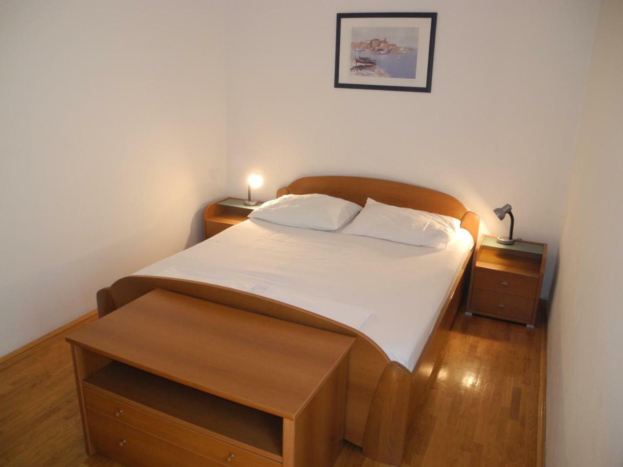 דראמליי Apartments Boti מראה חיצוני תמונה